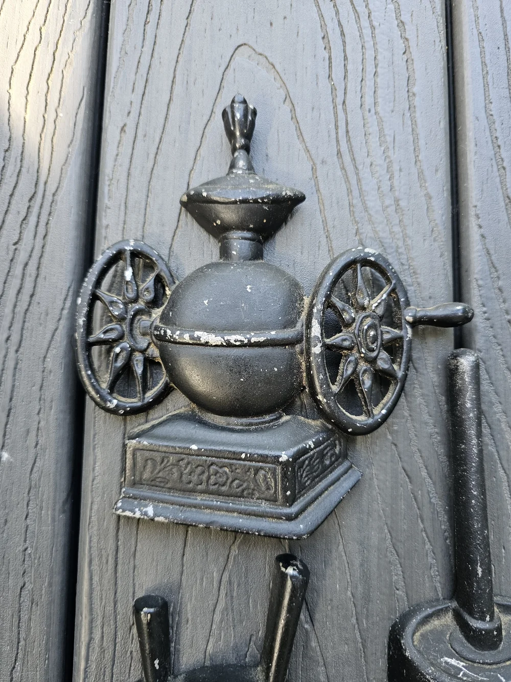 Vintage Sexton USA Cast Aluminum Wall Plaques - Set of 3 Black (Distressed)